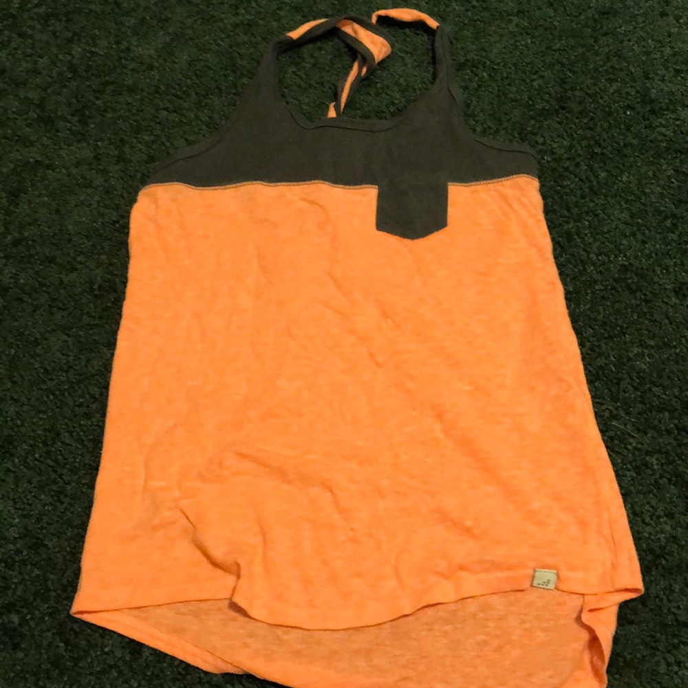 Cross back tanks